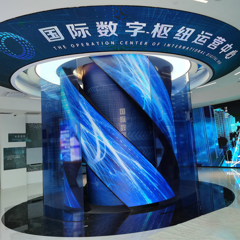 跟着老铁一起聊聊LED柔性屏发展趋势！